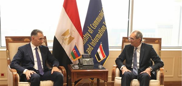 مصر وأذربيجان تعززان التعاون في مجالات الاتصالات والتحول الرقمي